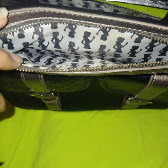 Damsel in defense - Picture 4 of 10